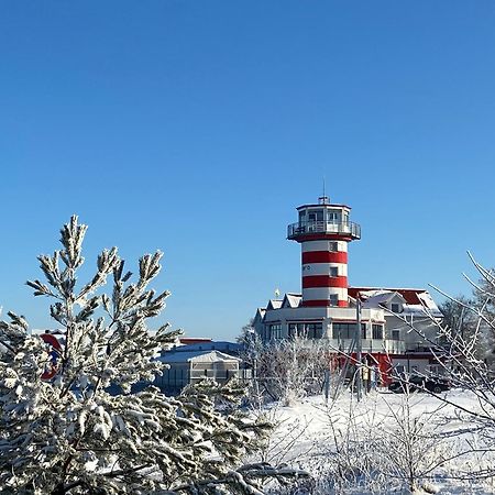 Gelbes Haus Seenland Ferienwohnungen Xl Elsterheide Exterior foto