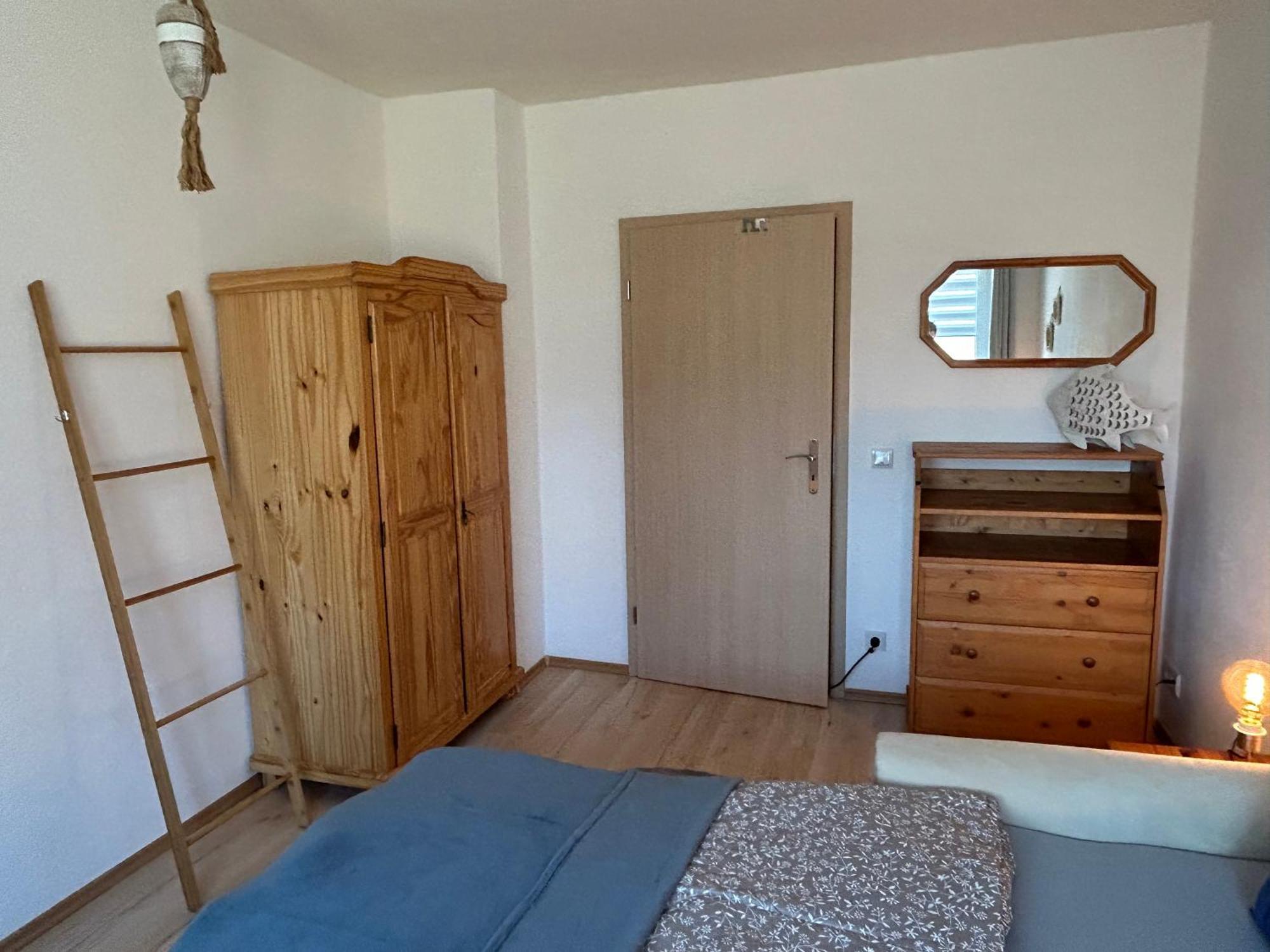 Gelbes Haus Seenland Ferienwohnungen Xl Elsterheide Zimmer foto